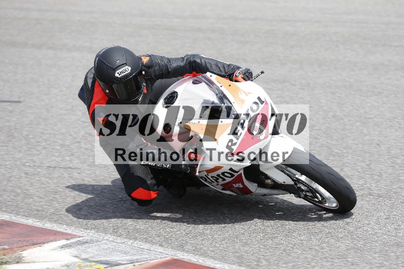 /Archiv-2024/29 12.06.2024 MOTO.CH Track Day ADR/Gruppe gelb/9